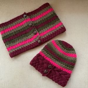 Athleta Button Hat w/Tag, Coat Scarf w/o tag Women